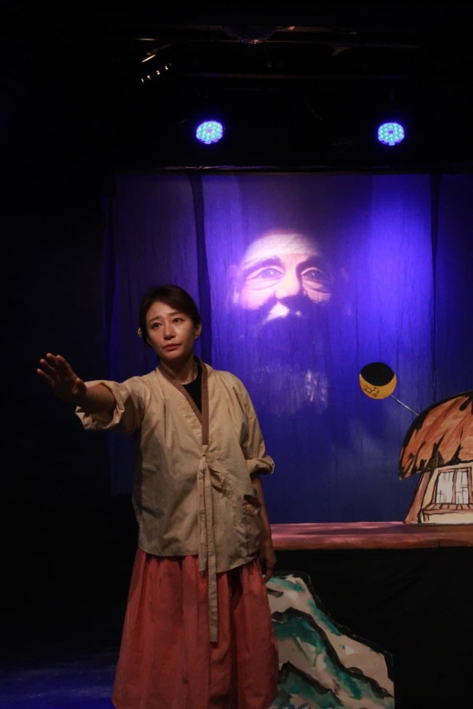 황금똥을 누는 고양이 [울산] 공연 포스터